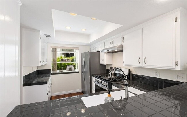 Building Photo - 221 Oahu Way Rental