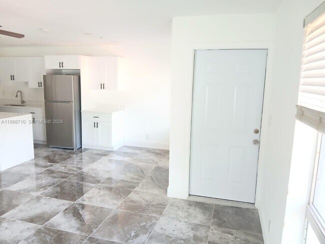 Photo - 812 SW 13th St Unit 812