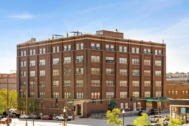 Skinner Macaroni Lofts