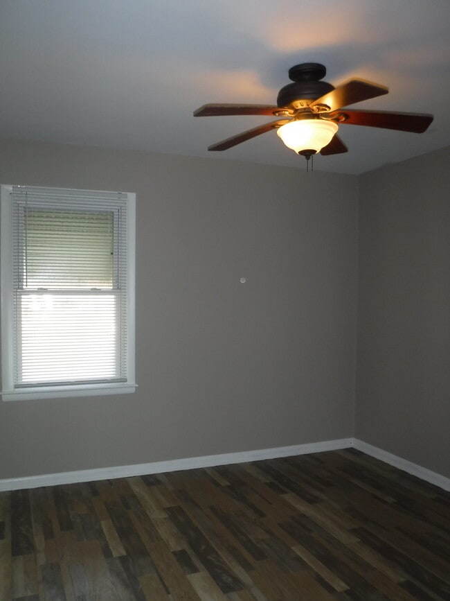 Photo - 3415 Doniphan Ave