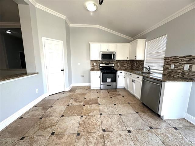 Photo - 813 Essex Dr