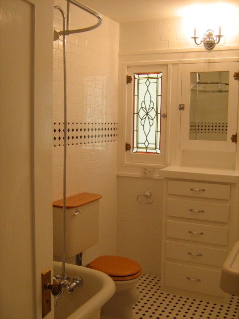 Bathroom - 1316 H St Unit A