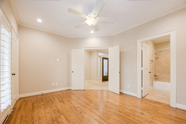 Photo - 232 Detering St