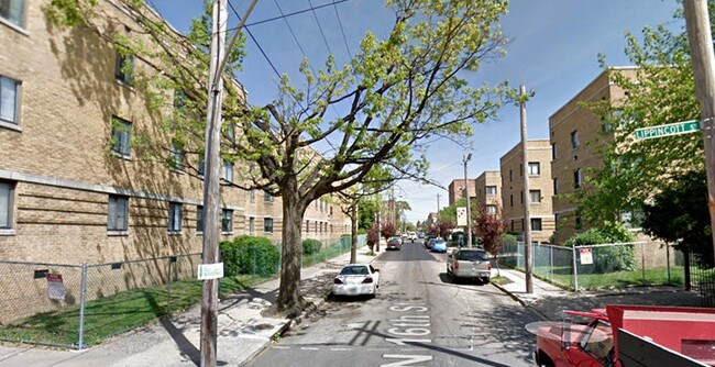 Exterior - Hedgerow Apartments