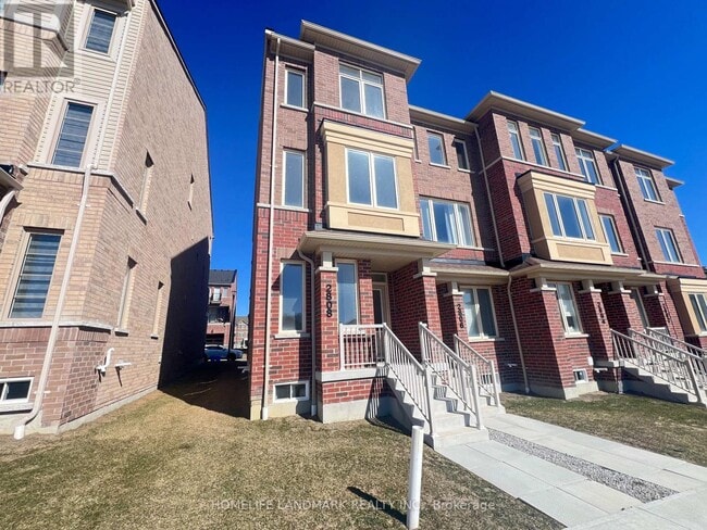 Photo - 2808 Tippett Mews