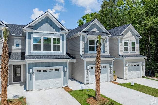 Photo - Reve on the Creek