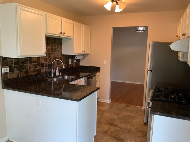 1675 Mansfield Ct