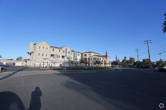 Photo - Vintage at Old Town Tustin