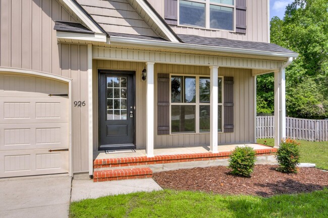 Photo - 3 Bedroom 2.5 Bath - Over Half Acre Lot!