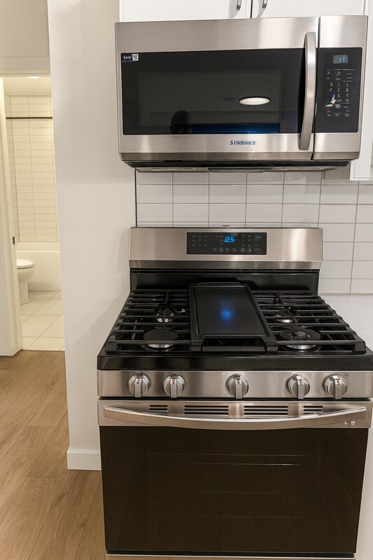 Photo - 12305-12119 119 Ave NW