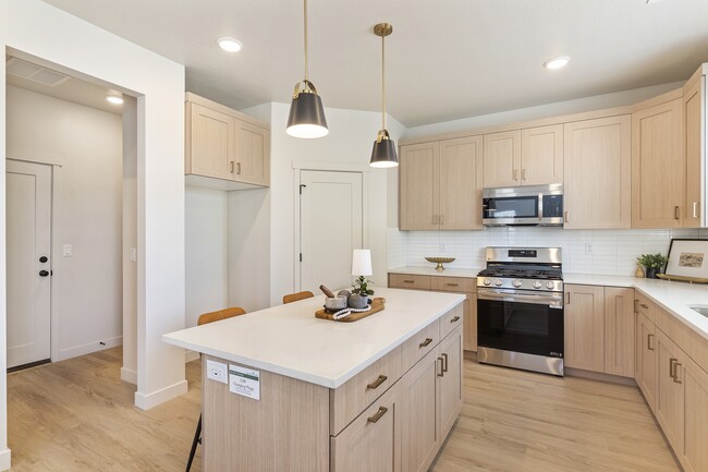 Photo - 1175 N Meridian Ln