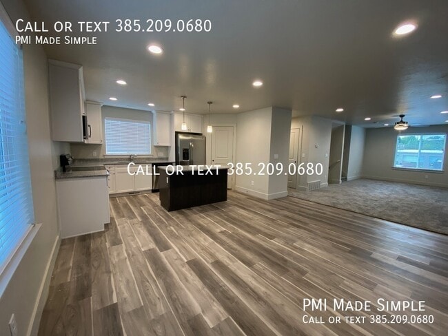Building Photo - 1023 E1020 South-