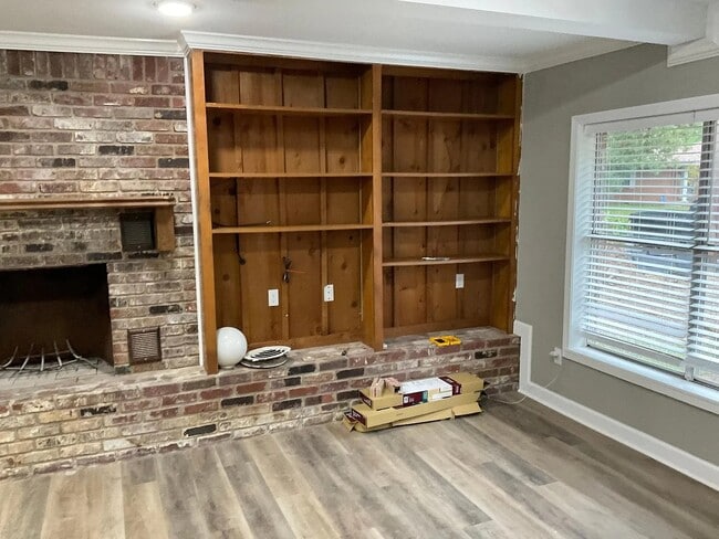 Photo - 2209 W 40th Ave