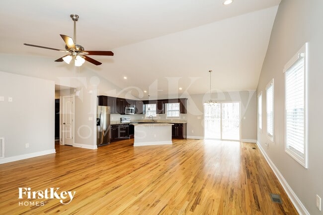 Photo - 7761 Sarah Dr