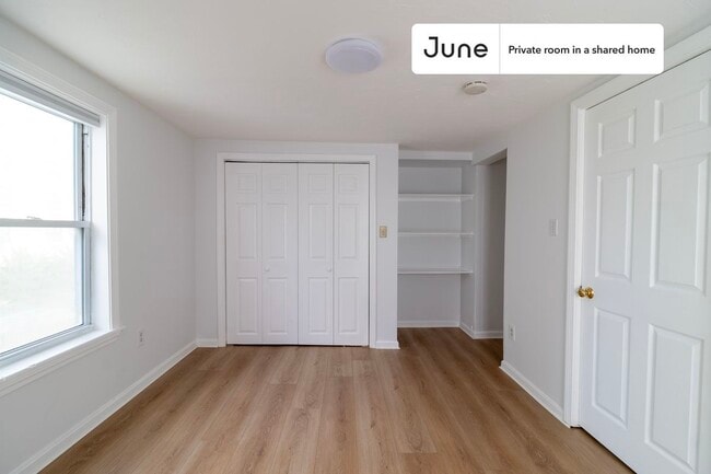 Photo - Room in Shared 4 bed/4 bath home Unidad B