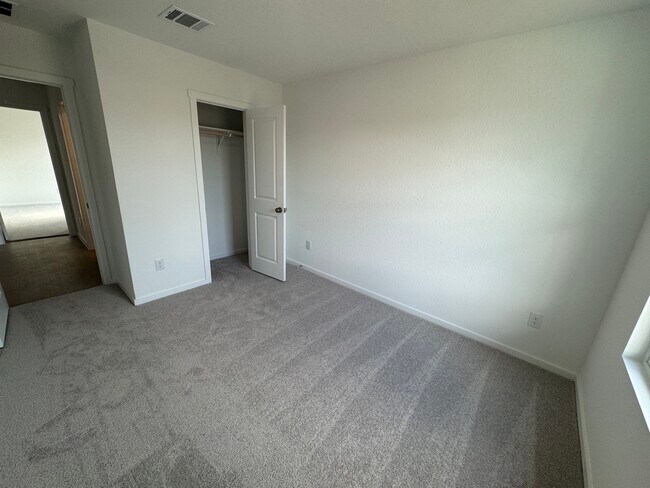 Photo - 11510 Field Briar