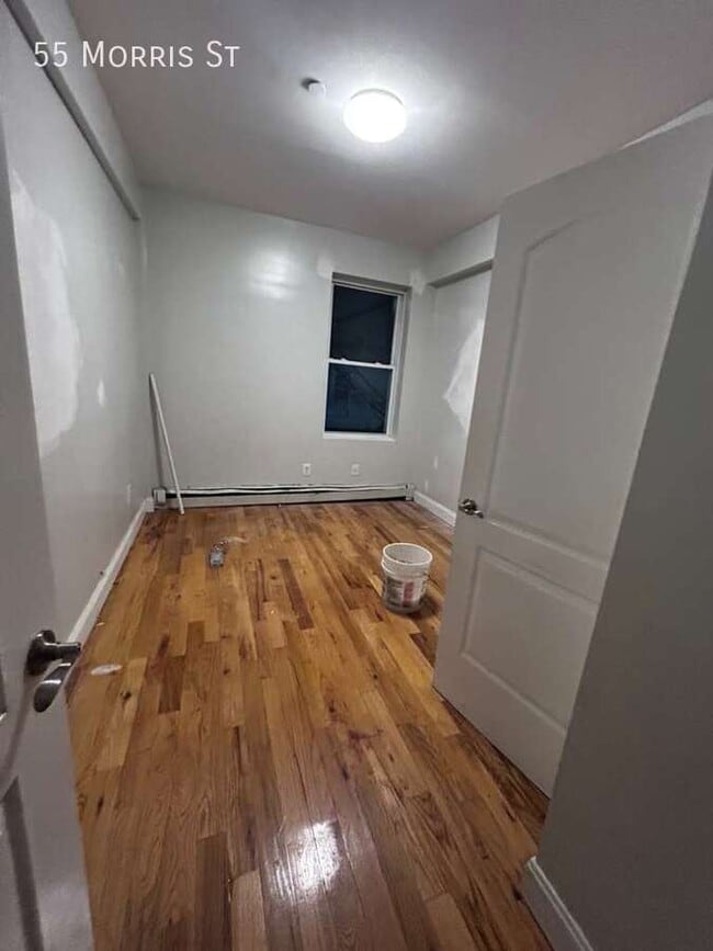 Photo - 55 Morris St