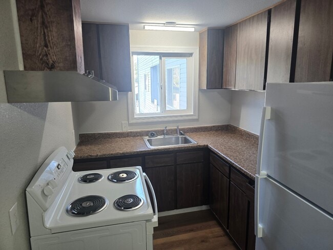 Photo - 166 NE 8th St Unit 3
