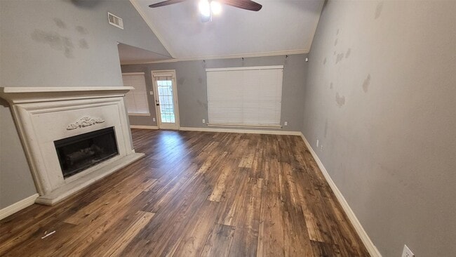 Building Photo - 13307 Lynnville Dr Unit True