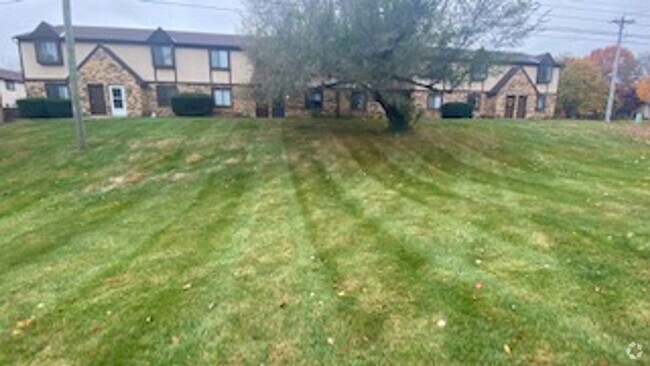 Building Photo - 3254 Summerhill Ln Rental