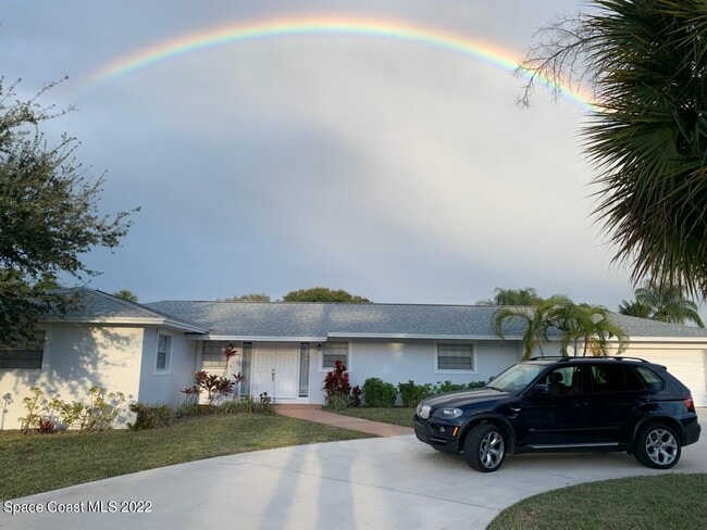 Building Photo - 9 W Point Dr