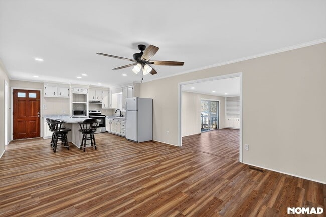 Photo - 118 Bobwhite Ln