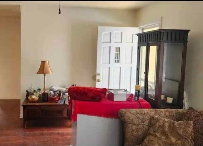 Photo - 13501 Joliet St