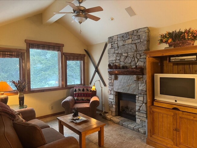 Photo - Private & Fully Furnished 1-Bedroom ADU wi...
