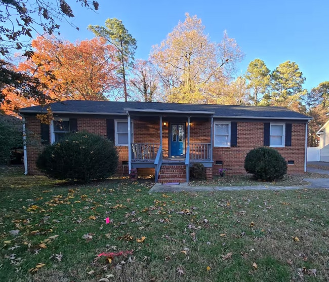 Charming 3BR/2BA Main-Level Home with Fenced Backyard
