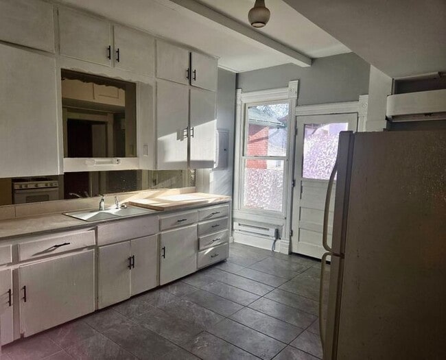 Photo - 2 bedroom unit in Niles