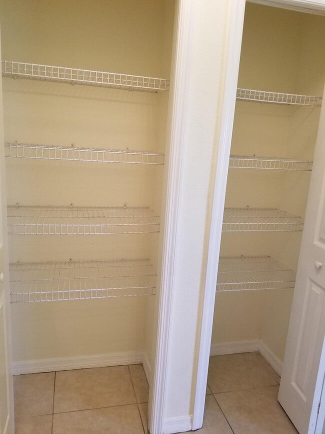 Photo - 4616-4618 24th St Sw Unit 4618 24th St SW