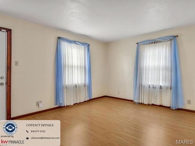 Photo - 216 S Chestnut St