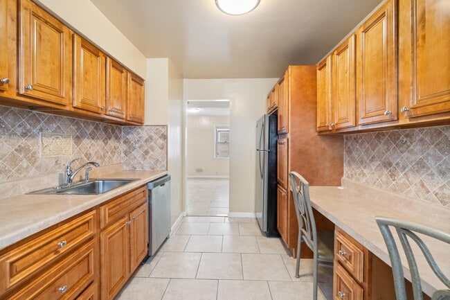 Photo - 36 Crossgate Rd Unit 1