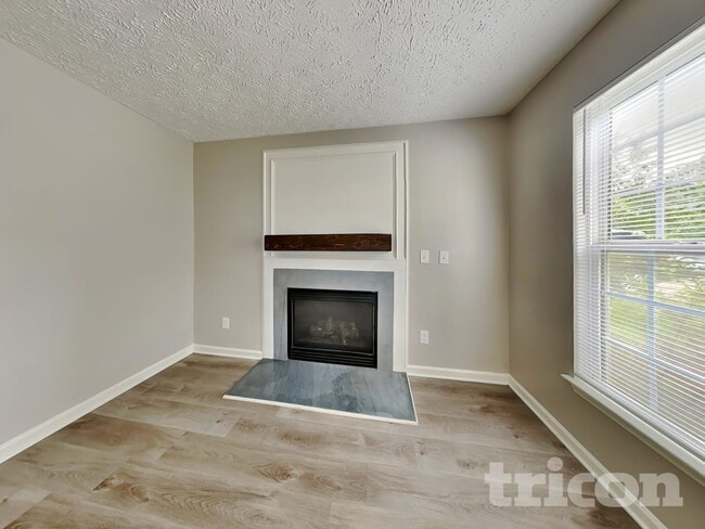 Photo - 1829 Elkpark Dr