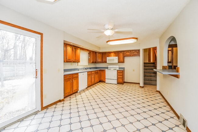 Photo - 6443 Chase Dr