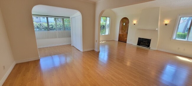 Photo - 567 South St