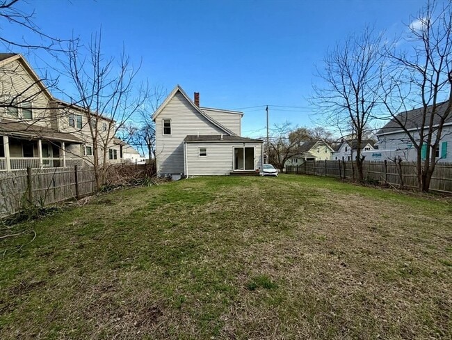 Photo - 98 W Spring St