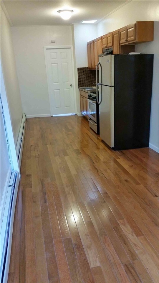 Photo - 6101 John F. Kennedy Blvd Unit 3