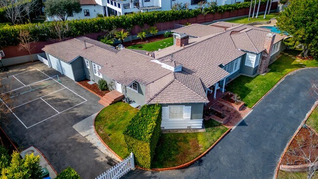 Photo - Gated Brentwood Circle Family Home