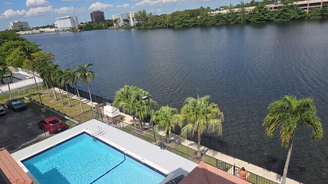 Photo - 5249 NW 7th St Unidad 418