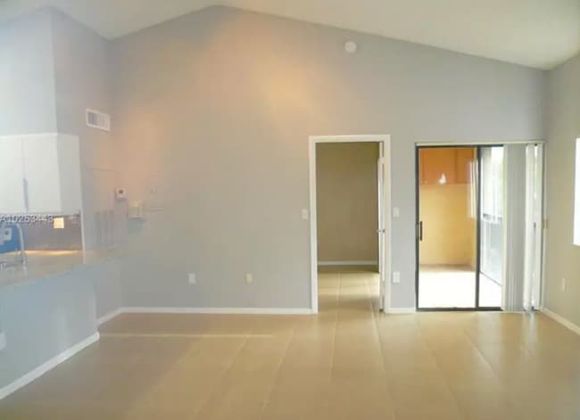 Photo - 2445 SW 18th Terrace Unit 4