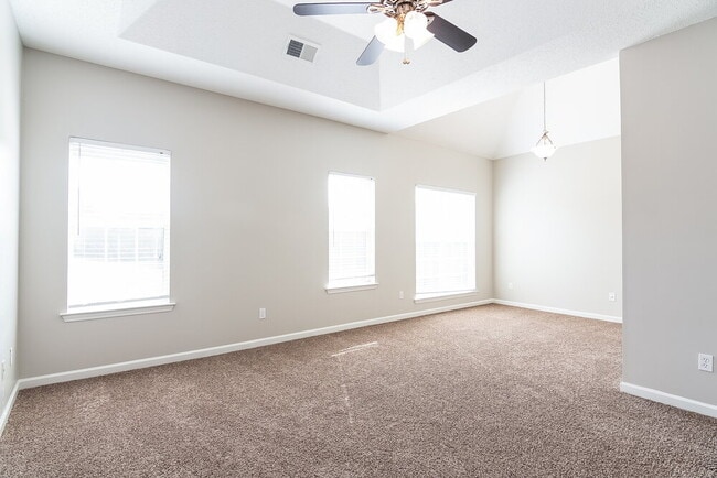 Photo - 5820 Lillian Bend Dr