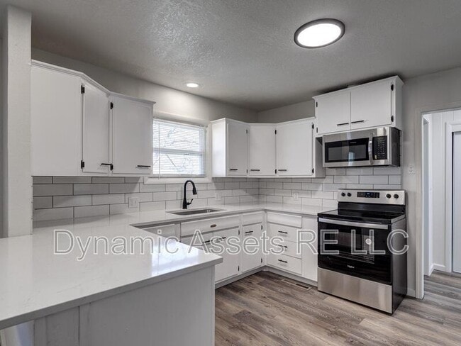 Photo - 1902 N Joplin St