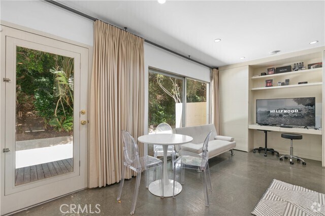 Building Photo - 8787 Shoreham Dr Unit B4 Rental