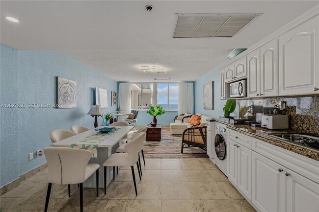 Photo - 19201 Collins Ave Unidad 349