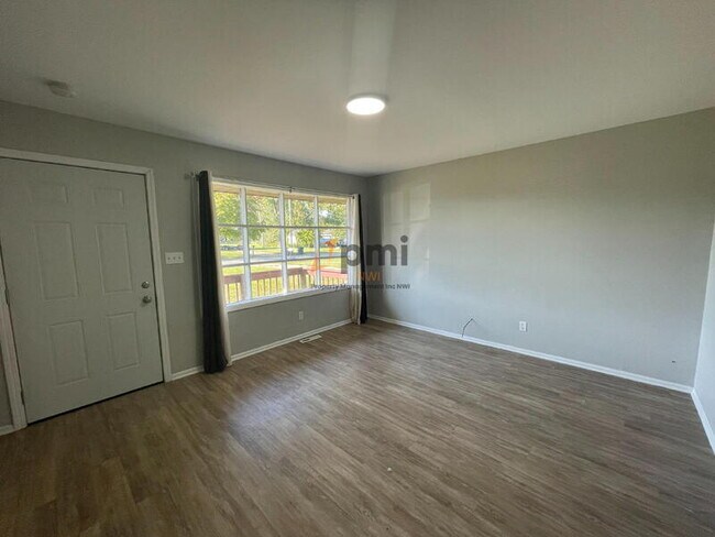 Photo - 5333 Aspen Ave