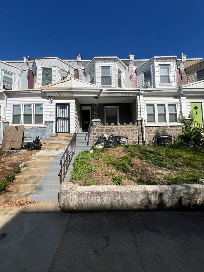 Charming Classic West Philly 3 Bedroom w W... Rental - House Rental in