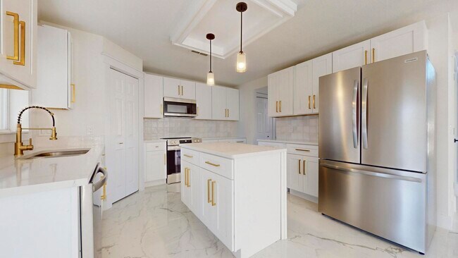 Photo - 2056 SW Grant Ave