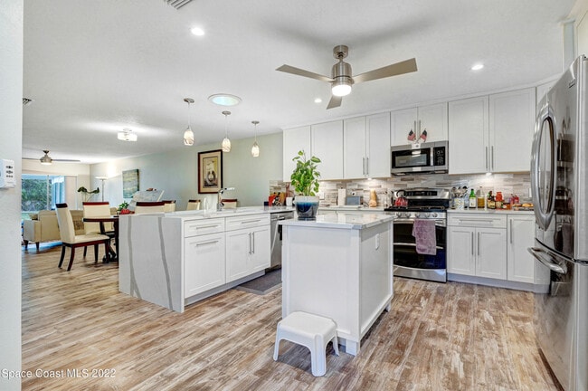 Photo - 156 Plover Ln