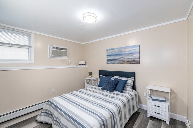 Studio Three - 425SF - Sleeping Area